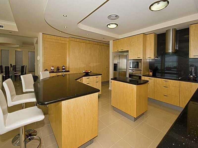 Sovereign Islands QLD 4216